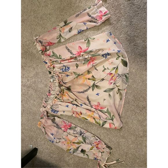 Yumi Kim REVOLVE Dream On Top in Cabana Party Pink Floral, Size Medium, MP $185 - Picture 5 of 15